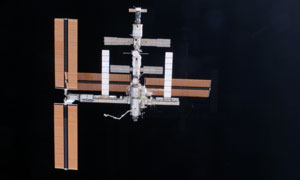 La Station photographiée par l'équipage d'Atlantis, à la fin de la missio STS-115 (septembre 2006)