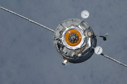 Retour en images sur l'arrivée du module russe MRM-2