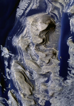 Candor Chasma 