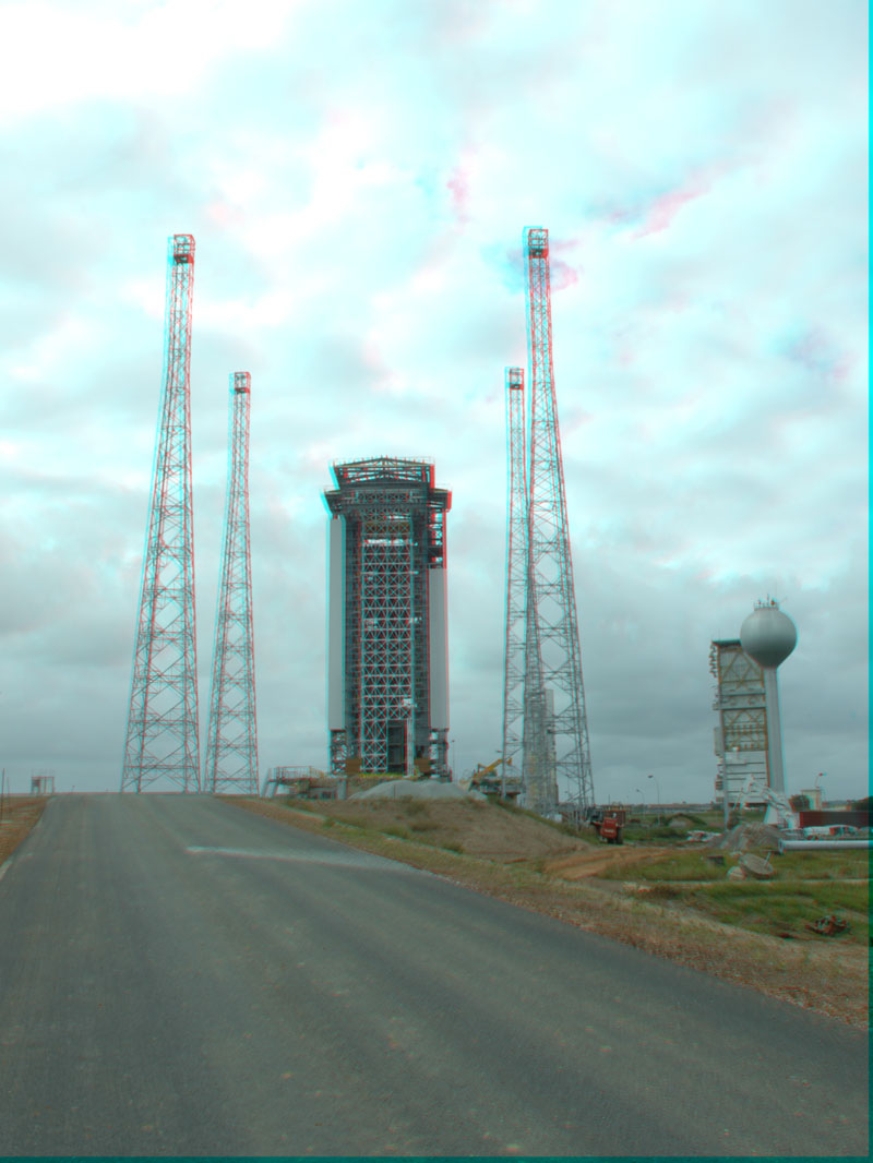 La Zone de lancement Vega (ZLV) en 3-D (nécessite des lunettes anaglyphes)