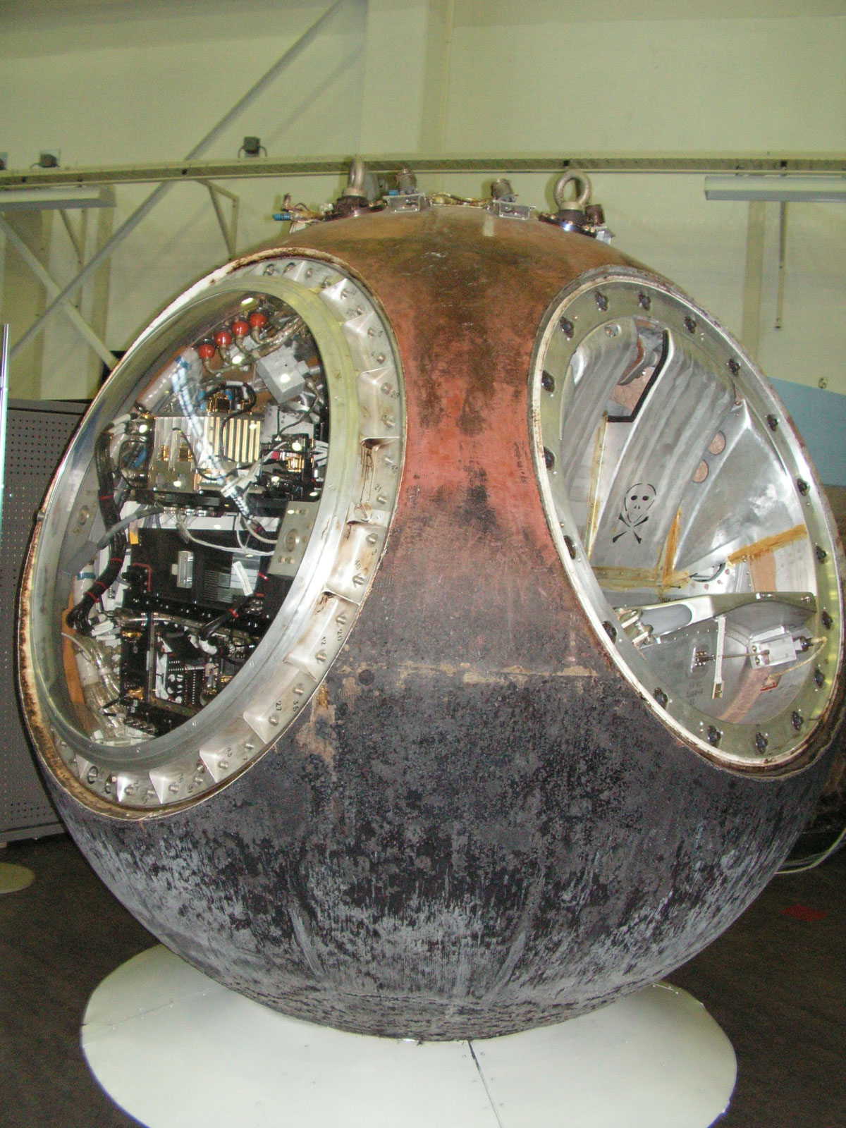 Le module de rentrée de la capsule russe Foton M2