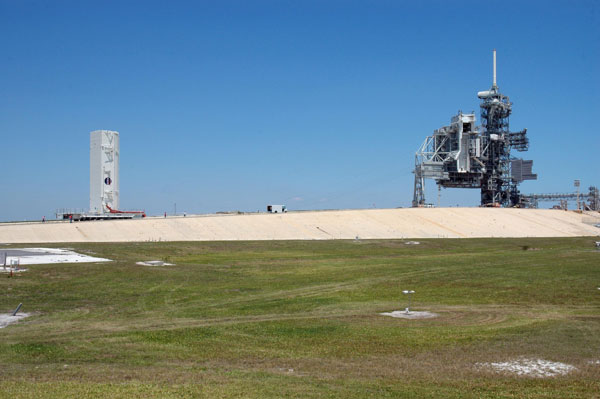 Le container renfermant la charge utile de STS-121 