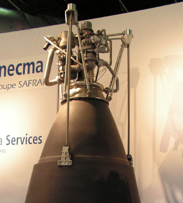 Le moteur Vinci à l'échelle 1 exposé lors du Salon du Bourget de 2005