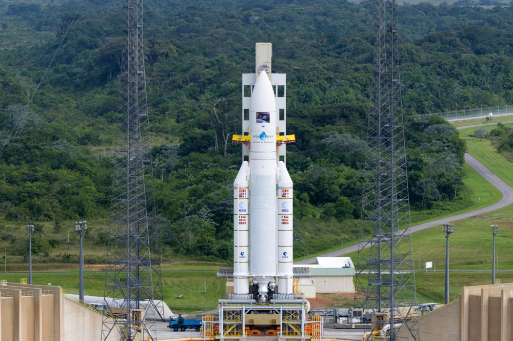 Transfert d'Ariane 5 ES sur son pas de tir (ELA-3)