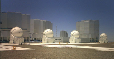 Le VLTI (Very Large Telescope Interferometer)