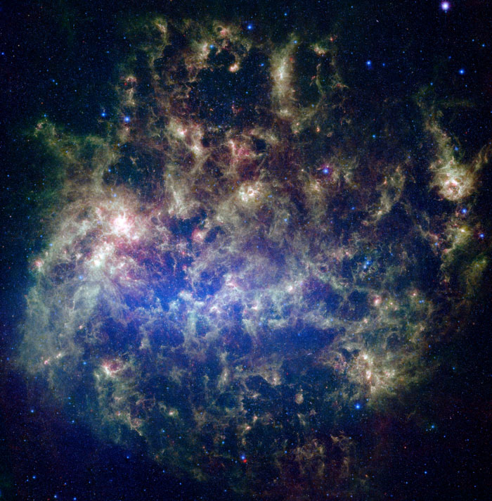 Spitzer revisite le Grand Nuage de Magellan